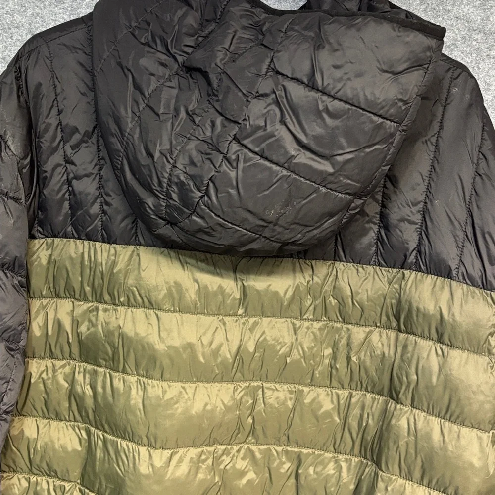 Levi's Puffer Embroidered Logo Hood Quilted Packable full Zip up  Red Tab Jacket